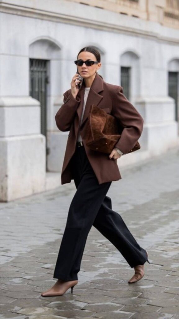 Cómo llevar el marrón chocolate este otoño: 7 looks inspiradores 12 Marrón chocolate